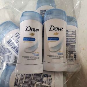 2 pack of Dove deodorant, original clean